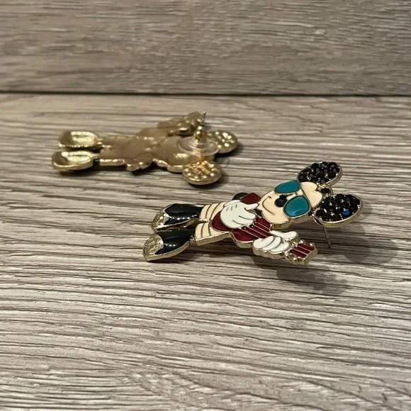 3/$35 Mickey Mouse - Mickey and Friends // Disneyland Disney World Earrings - Picture 4 of 5